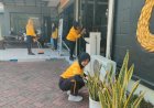 Jelang-Hari-Jadi-Polwan-ke-78,-Polwan-Polresta-Sidoarjo-Serentak-Kerja-Bakti-Bersihkan-Lingkungan-Mako